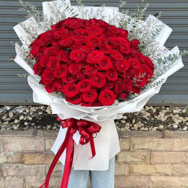 Red roses