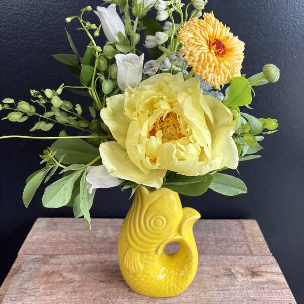 Fin and Flowers