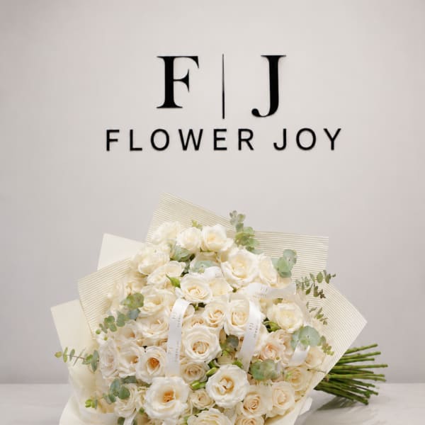 Ivory Eucalyptus Bouquet