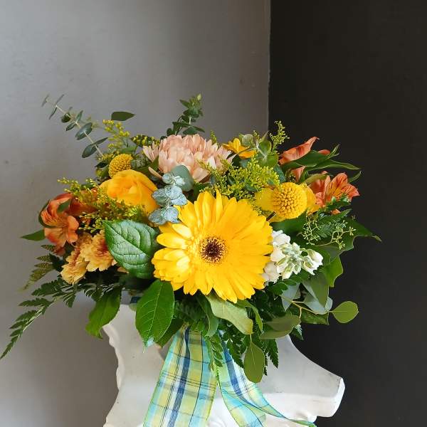 #704 Designer's Choice Vase Arrangement