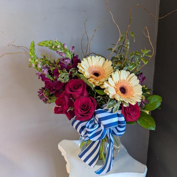 #753 Designer's Choice Vase Arrangement