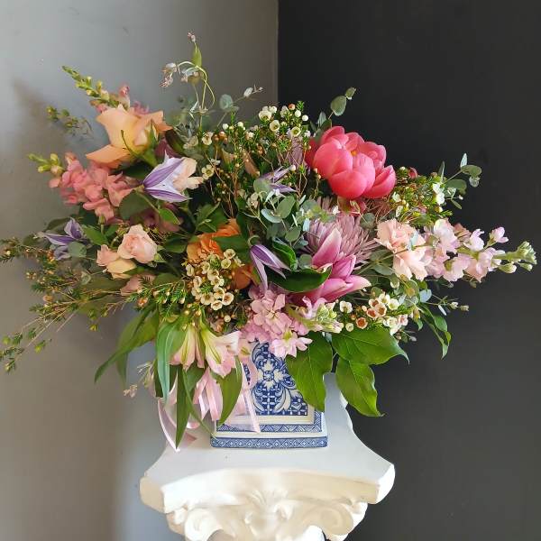 #725 Designer choice floral arrangement
