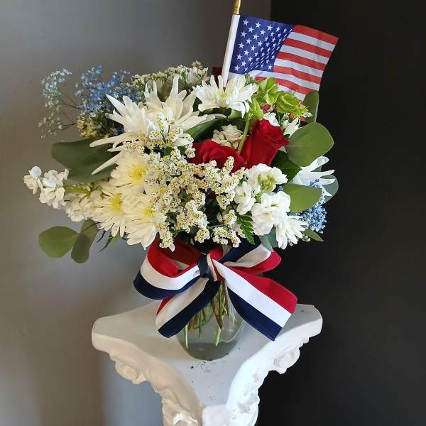 #710 Designer's Choice Vase Arrangement