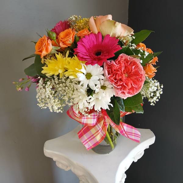 #713 Designer's Choice Vase Arrangement