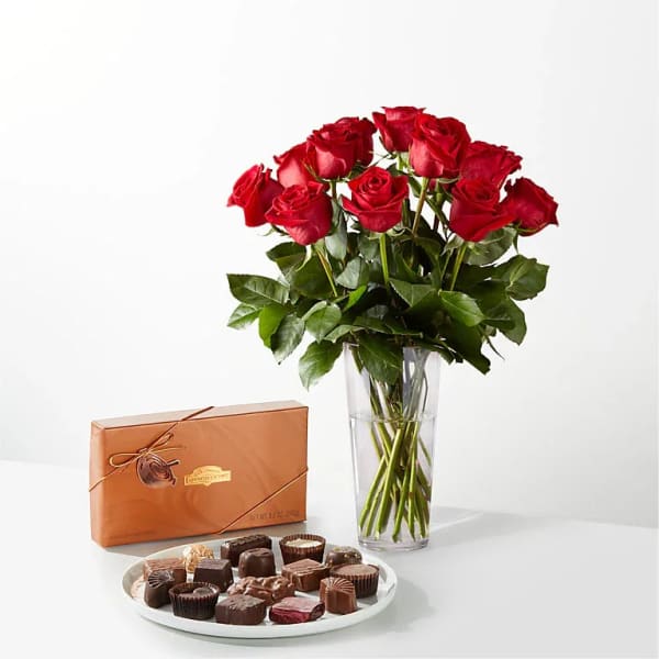 FTD ROMANTIC LONG STEM RED ROSE BOUQUET BUNDLE