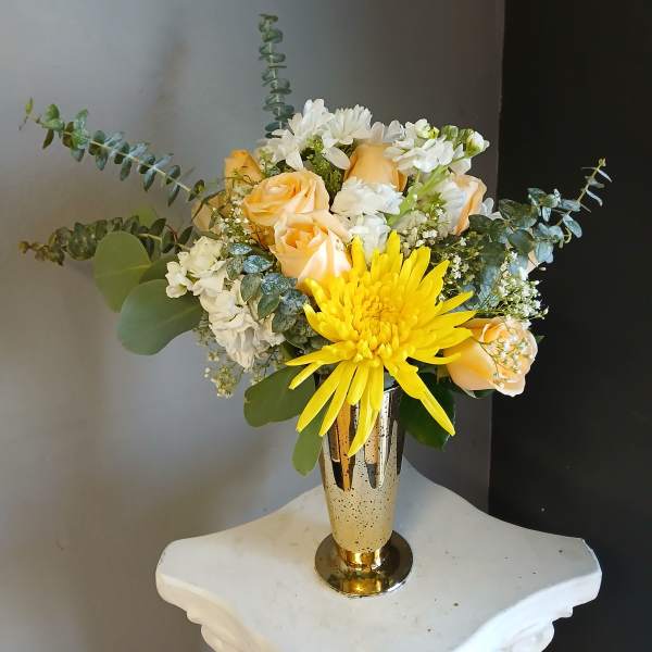 #703 Designer's Choice Vase Arrangement