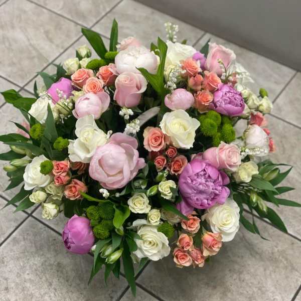 Peonies Paradise Basket