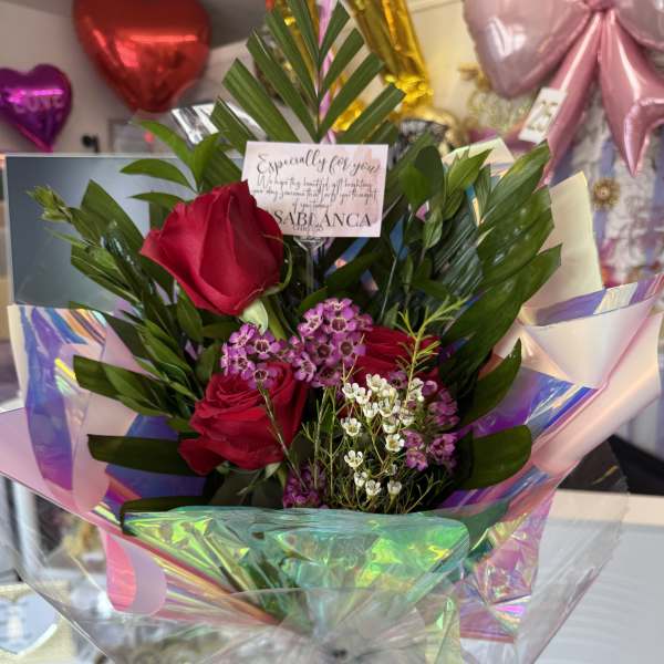 3 Rose Hand Bouquet