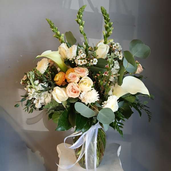 #711 Designer's Choice Vase Arrangement