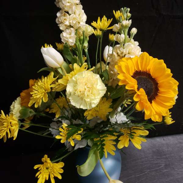 LOVE YELLOW