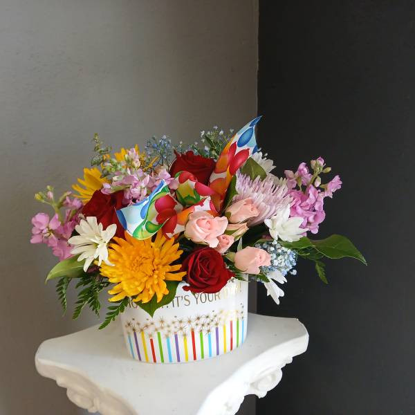 #714 Designer's Choice Vase Arrangement