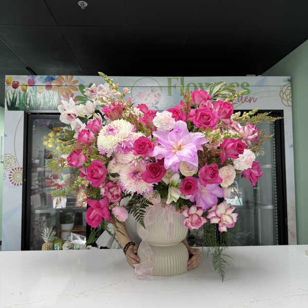 Grand Vase