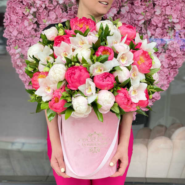 Love is Peony V
