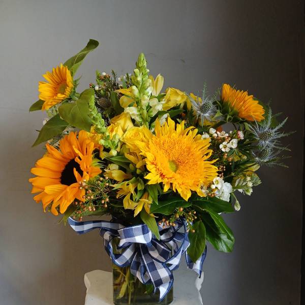 #718 Designer's Choice Vase Arrangement