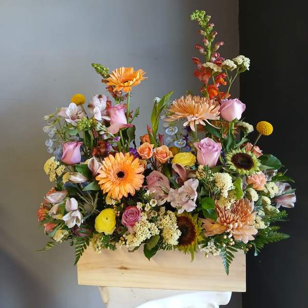 #719 Designer's Choice Seasonal Flower Arrangement
