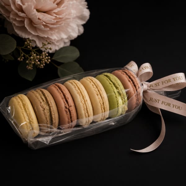 Parisienne Macaron Gift Sleeve
