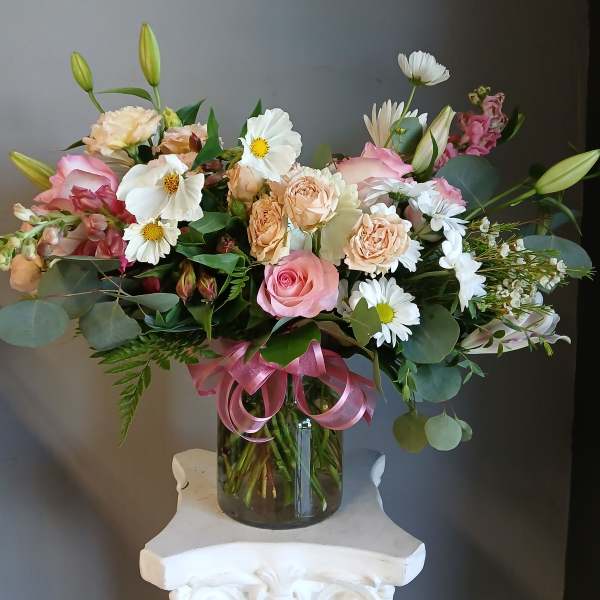 #755 Designer's Choice Vase Arrangement