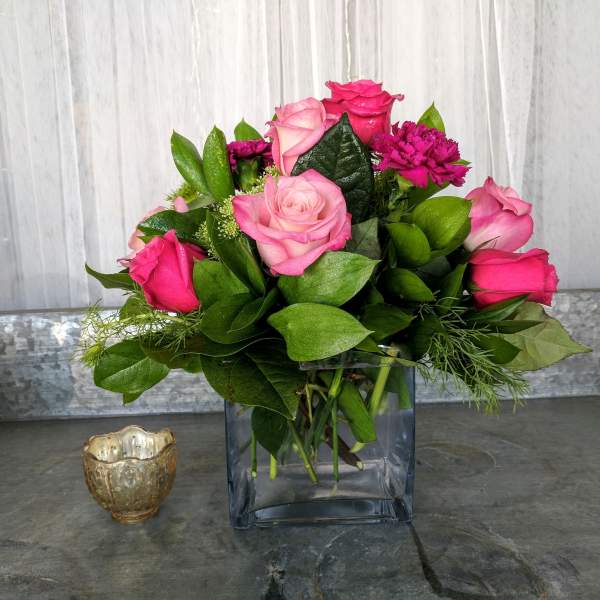 Elegant Rose Cube