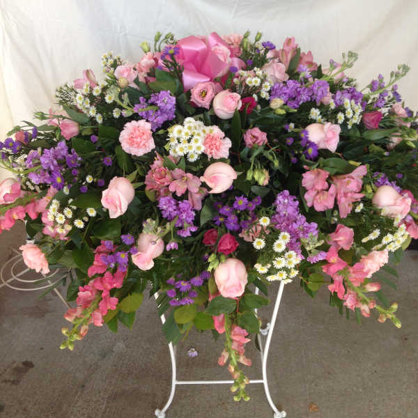Pastel casket cover