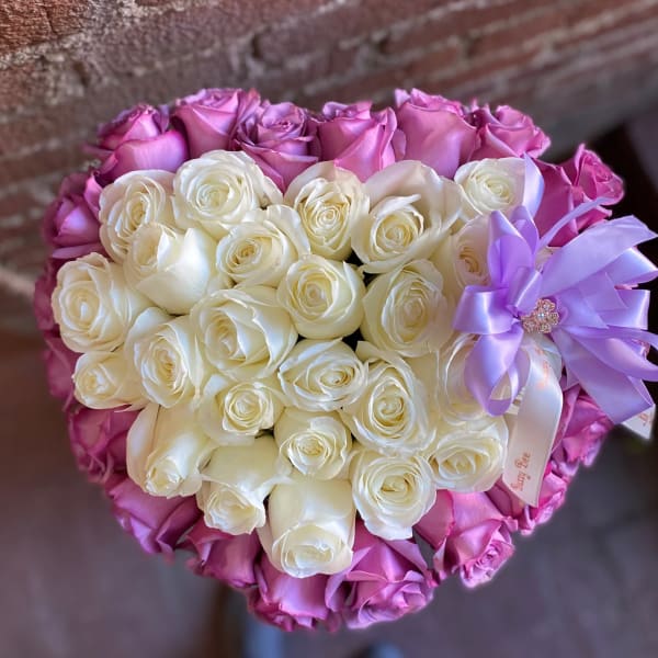 Rose Box Pink and White - Silver Lake Florist
