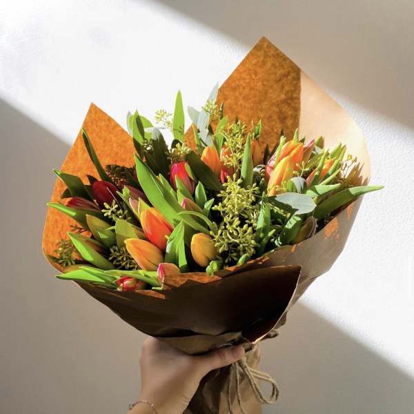 #77 Rainbow bouquet