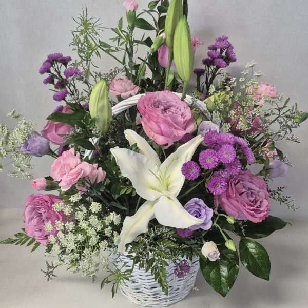 Victorian Lovely Basket
