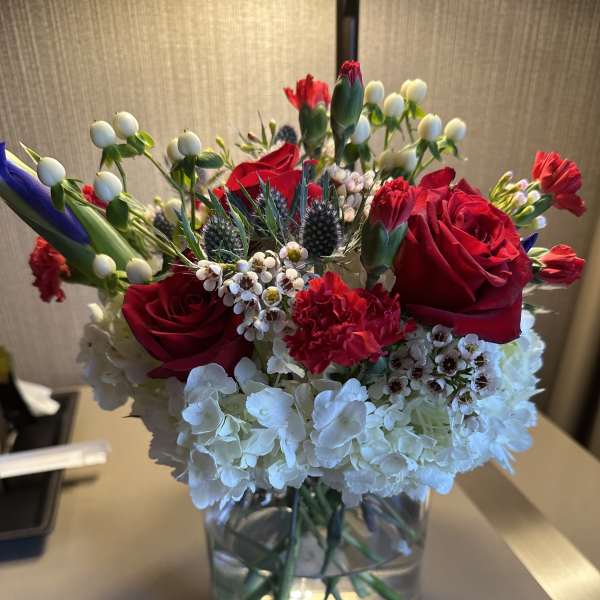 Memorial Day - 4th of July Arrangement