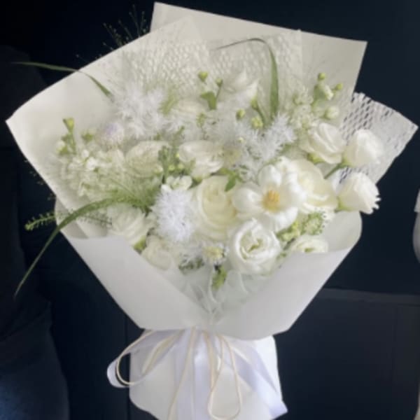 Pure white Dream Flowers