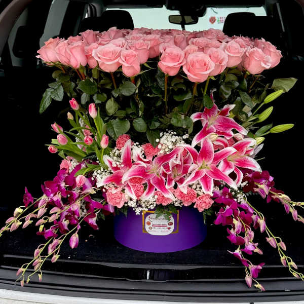 Arreglo redondo de flores surtidas