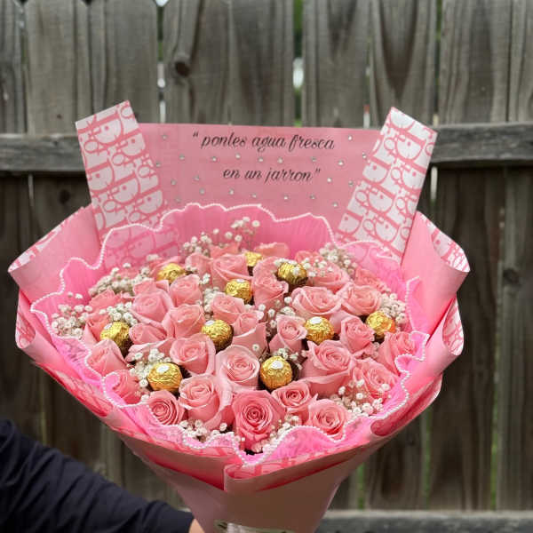 Ramo de 50 rosas +chocolates