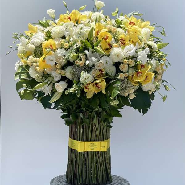 Miranda standing bouquet