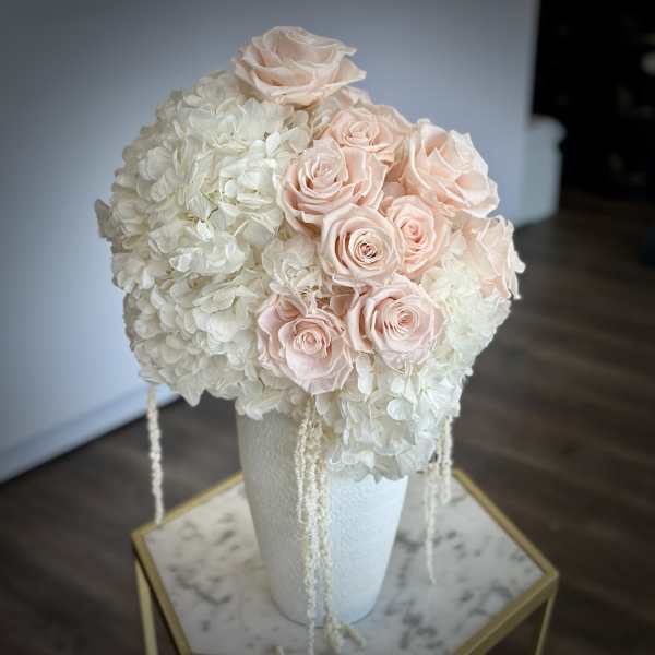 Artemisia (Preserved Roses )