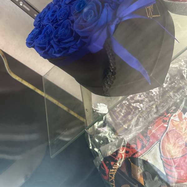 16 preserve roses