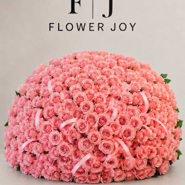 Blushing Elegance Bouquet (101 Roses)