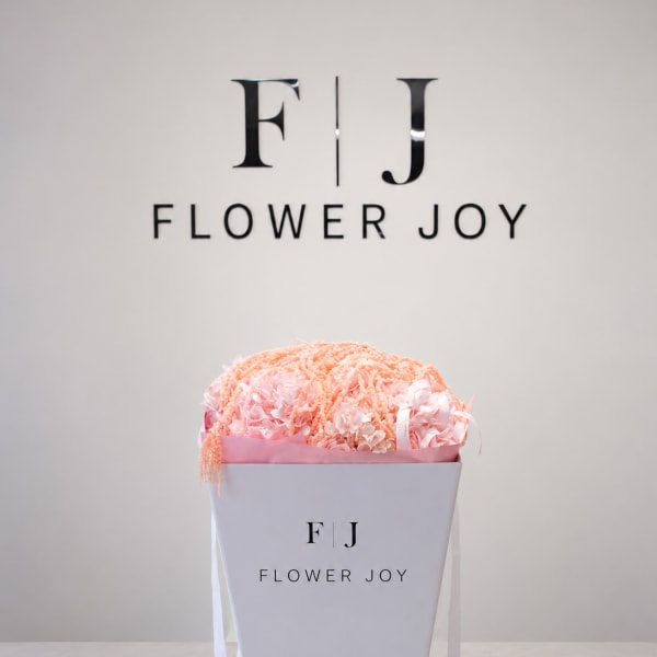 Blush Hydrangea Box