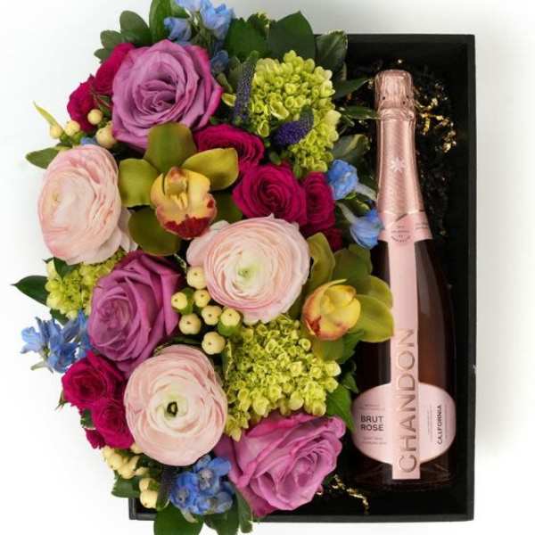 Flora Box Pastel Chandon Brut Rose