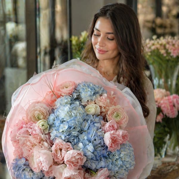 Blush & Blue Hydrangea Luxury Bouquet