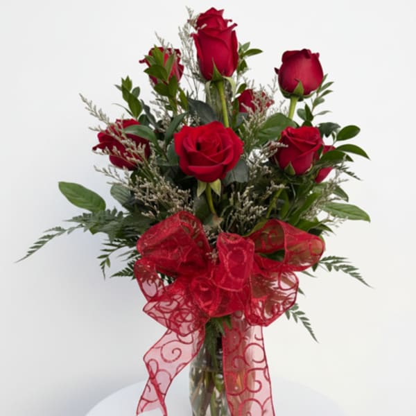 Classic Dozen Roses