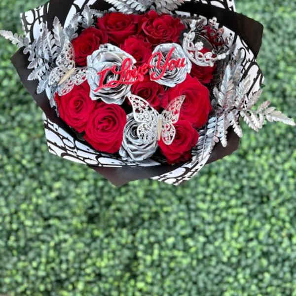 I love you Platinum Bouquet Ramo