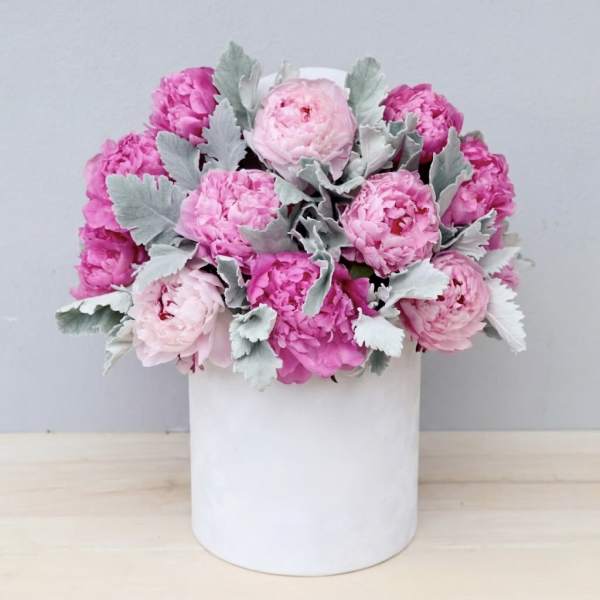 Peony Hat Box - Glendale Flowers