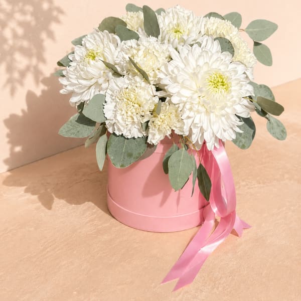 Ariadne's Guiding Star Hat Box Arrangement
