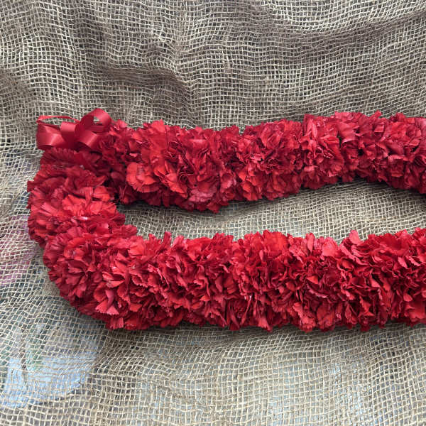 Carnation Lei