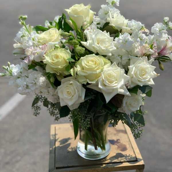 Snow white Arrangement