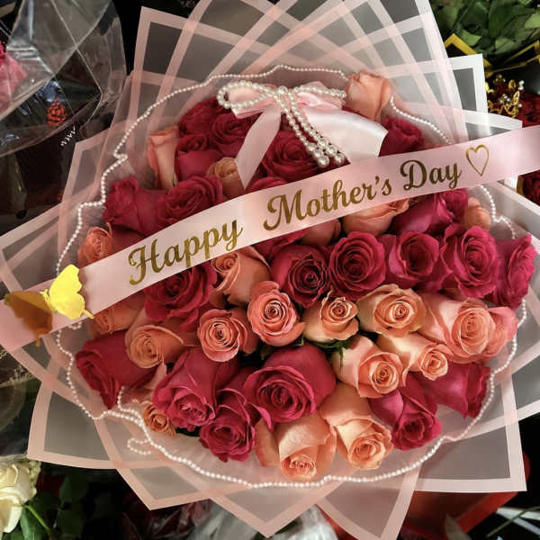 “Blush Pearl Love Bouquet”