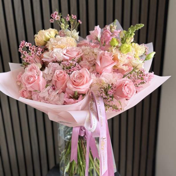 Soft Pink Elegance Bouquet