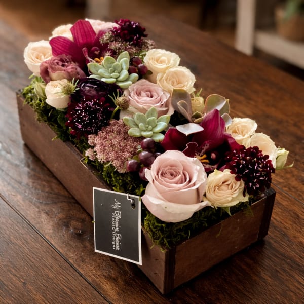 Venice Artisan Box Arrangement – Rustic Elegance with a Modern Twist