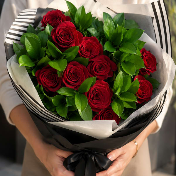Red Rose Romance Wrapped