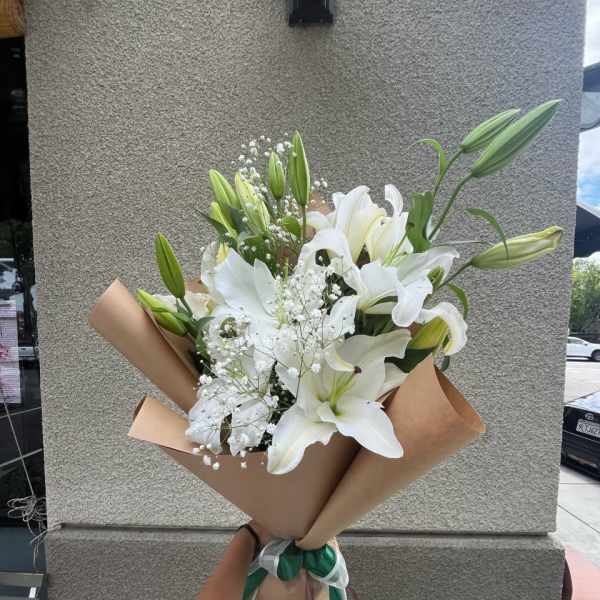 White Lilys Bouquet