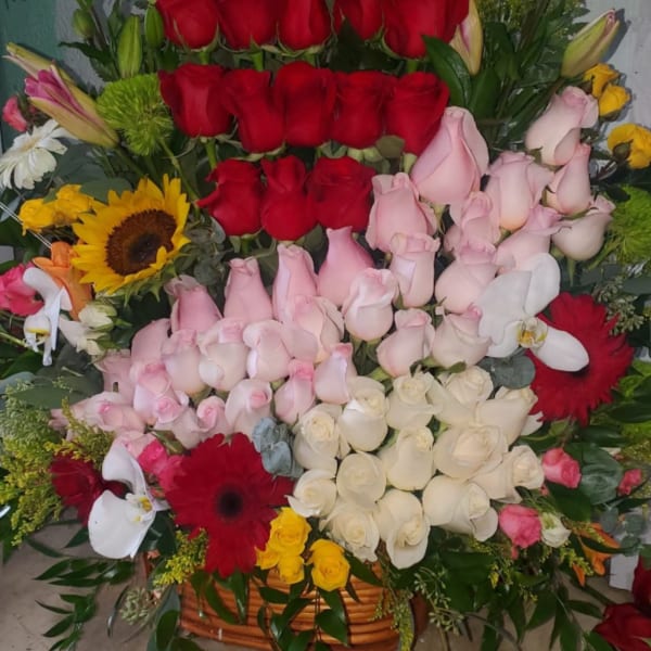 50 roses tri color red, pink, white including sunflower and mix flowers