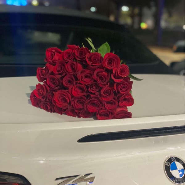 Florist Choice 25 stem rose bouquet